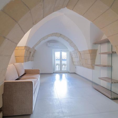 Dimora Barocca Luxury Suites Lecce Exterior photo