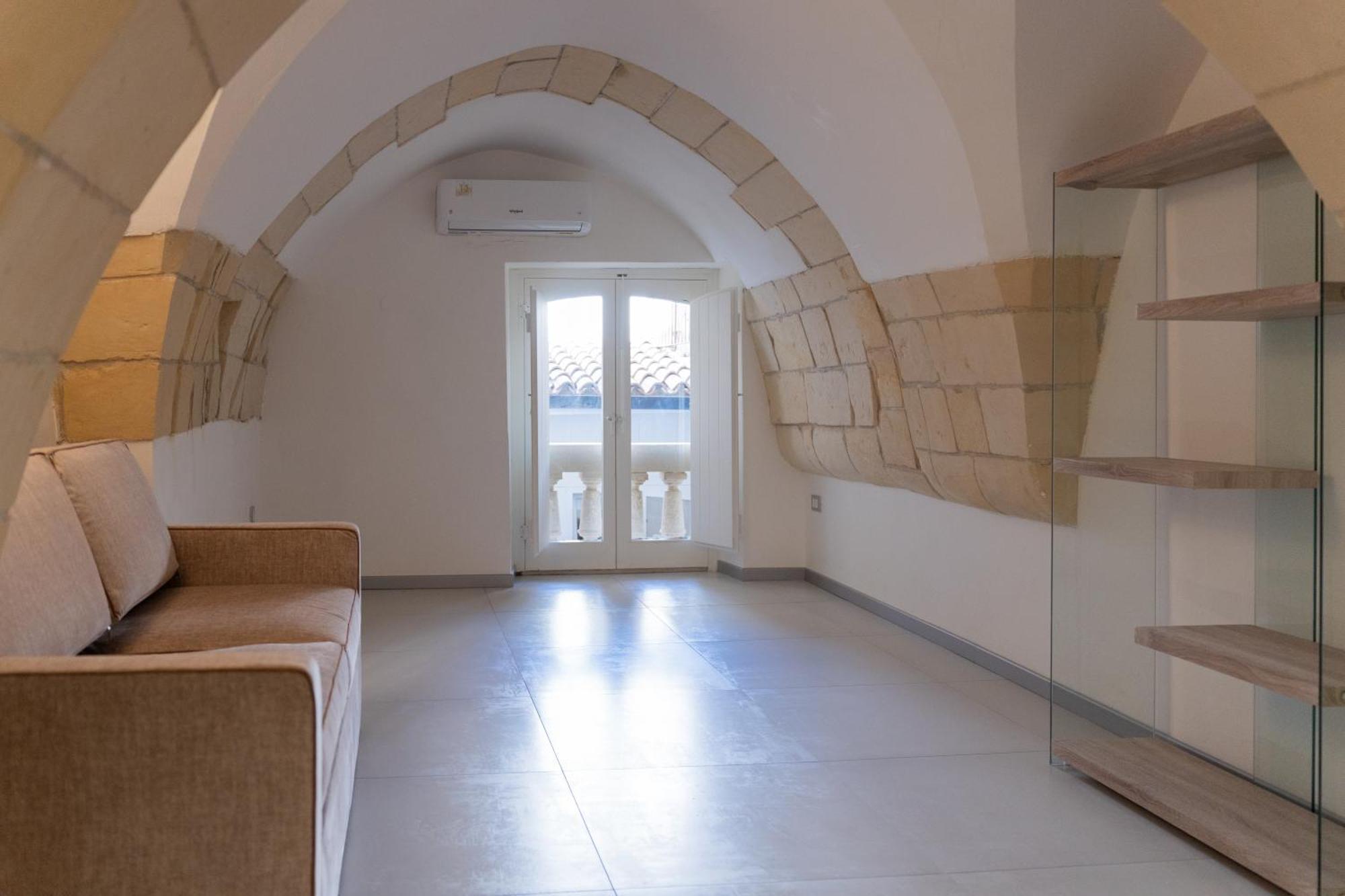 Dimora Barocca Luxury Suites Lecce Exterior photo