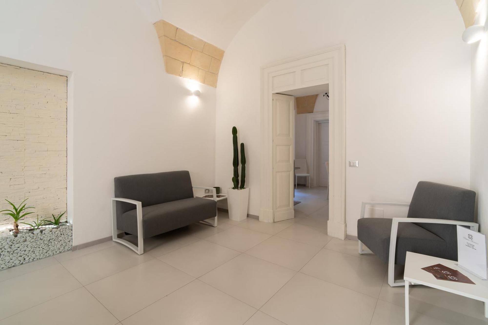 Dimora Barocca Luxury Suites Lecce Exterior photo