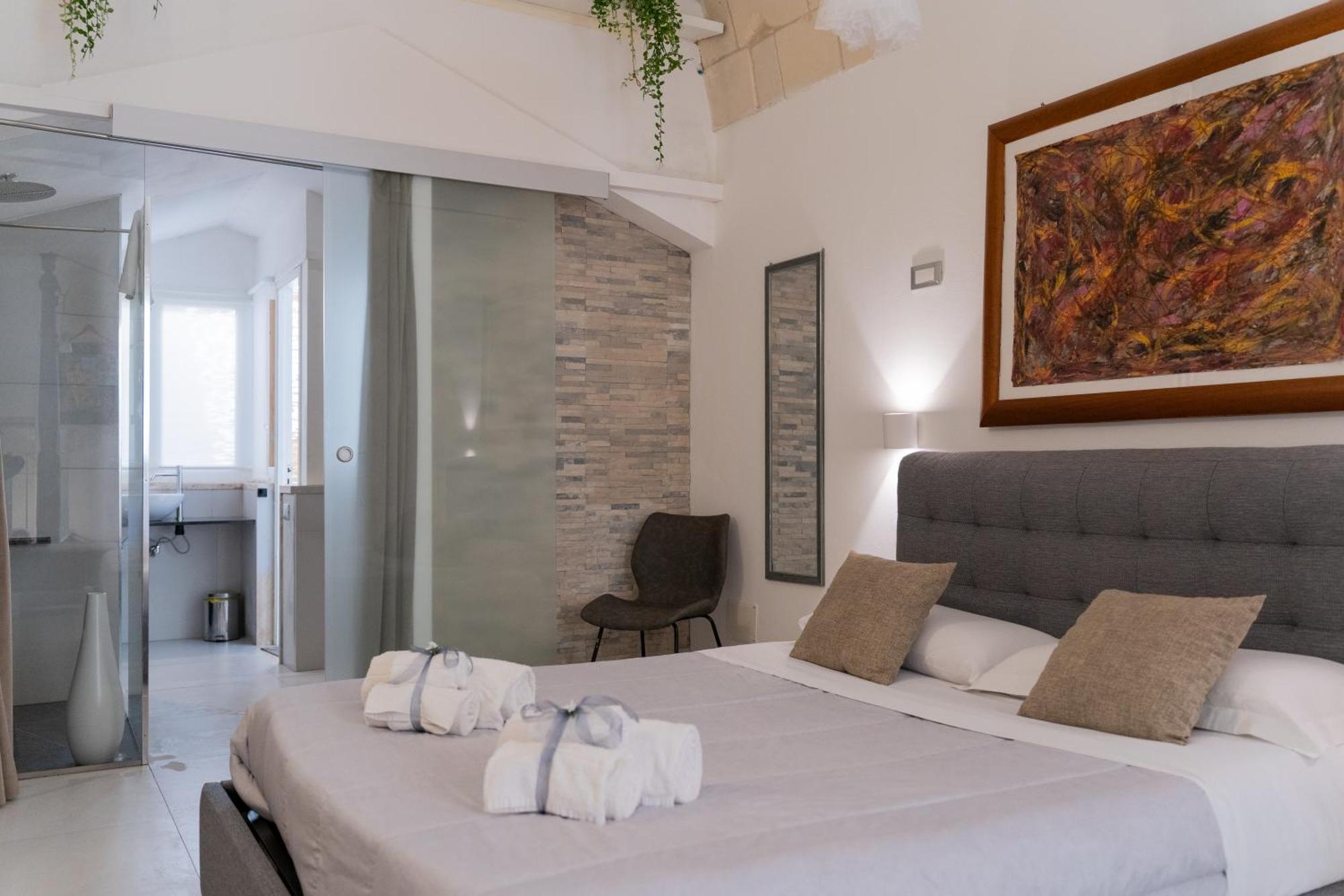 Dimora Barocca Luxury Suites Lecce Exterior photo