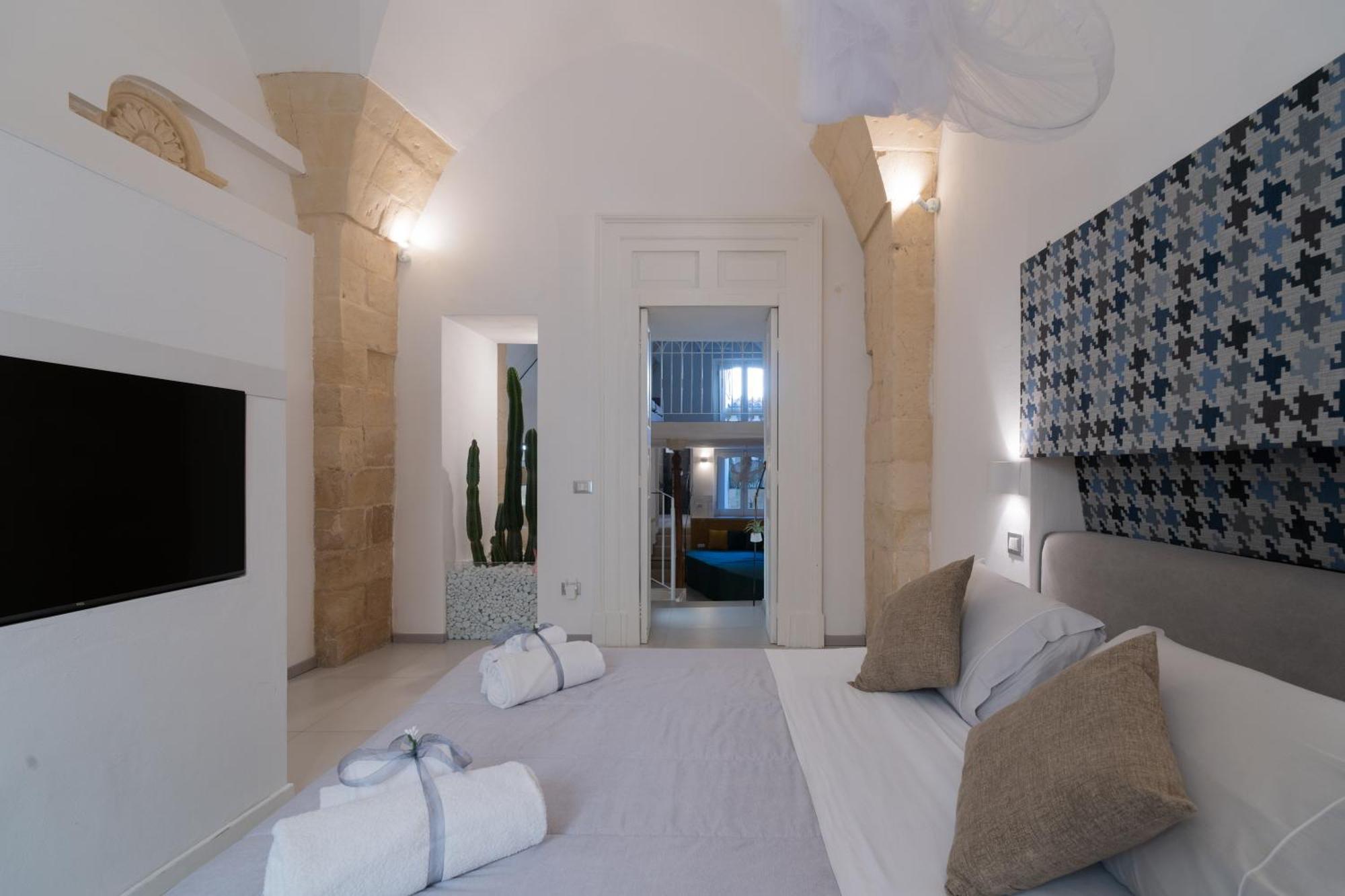 Dimora Barocca Luxury Suites Lecce Exterior photo